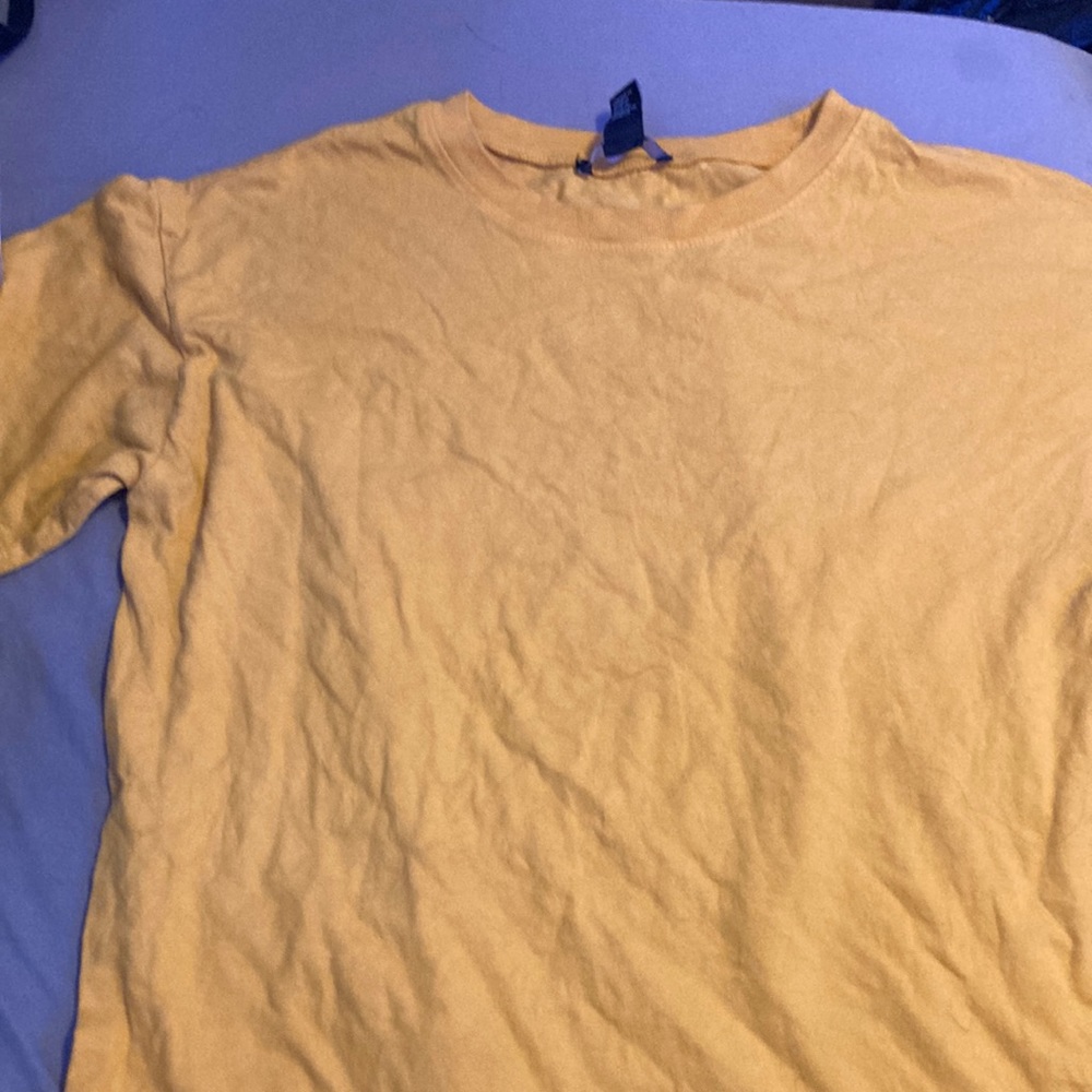 Yellow/orange tshirt. Brand is forever 21. Size small